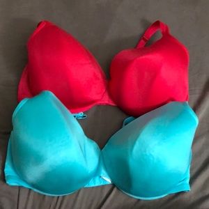 🛑SOLD🛑2 46DDD / 46F bras